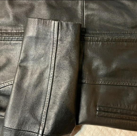 Petite Sophisticate Genuine Leather Jacket - Picture 3 of 5